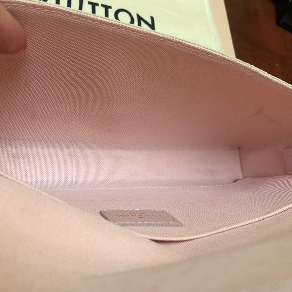 *SOLD*Louis Vuitton pochette felicie damier azur - Picture 4 of 8